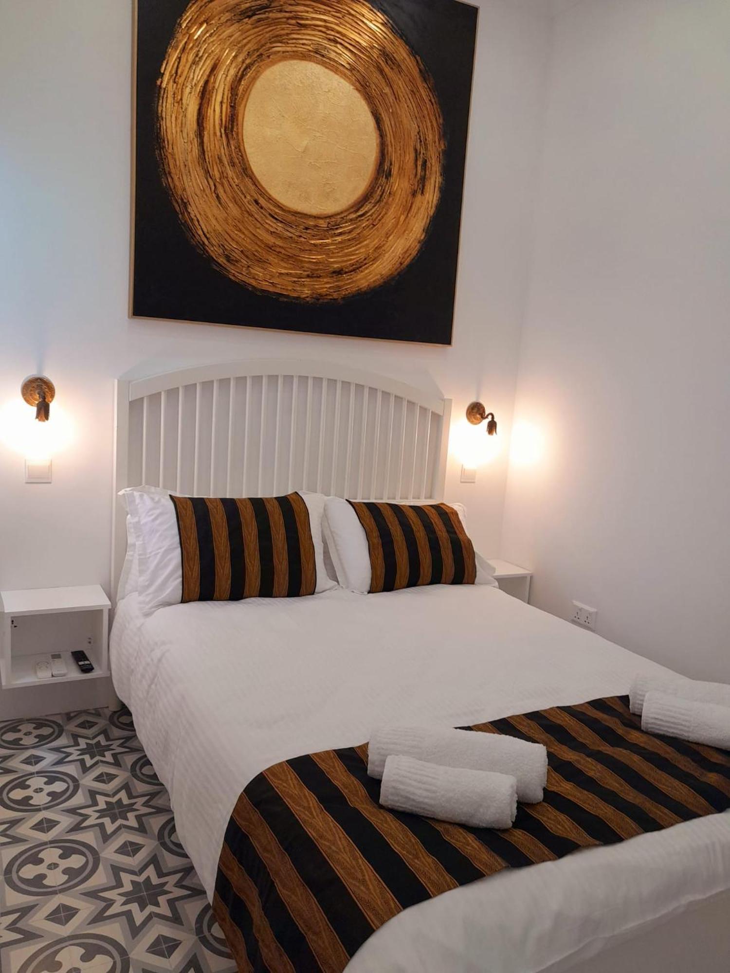 Charming Town House In Cospicua, Valperga Rooms Εξωτερικό φωτογραφία