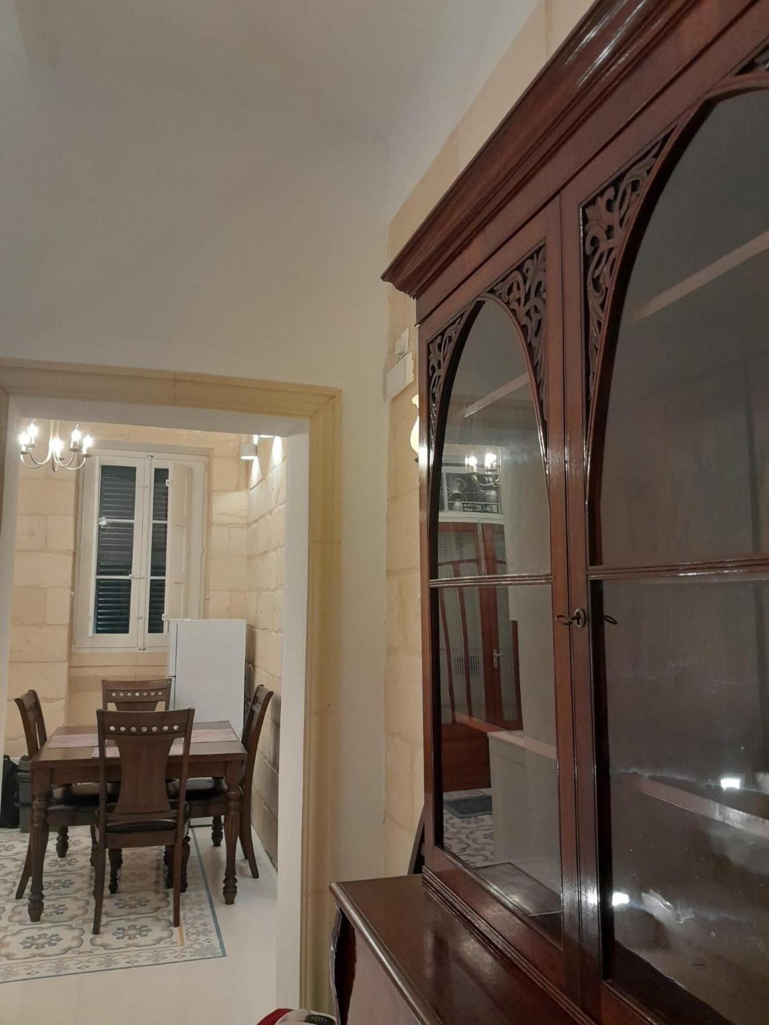 Charming Town House In Cospicua, Valperga Rooms Εξωτερικό φωτογραφία